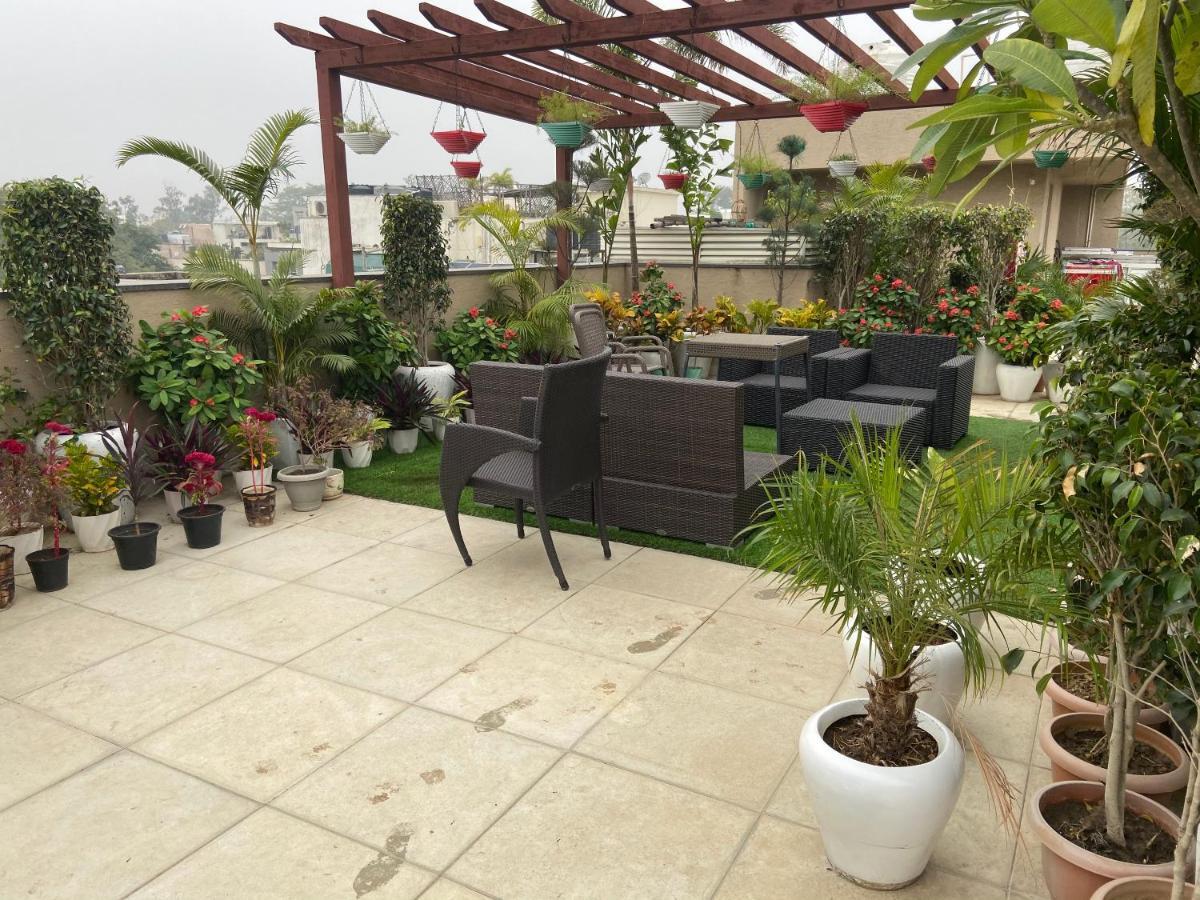 Art House Vasant Vihar New Delhi Bed & Breakfast Luaran gambar