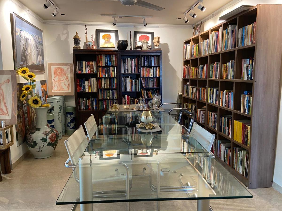 Art House Vasant Vihar New Delhi Bed & Breakfast Luaran gambar